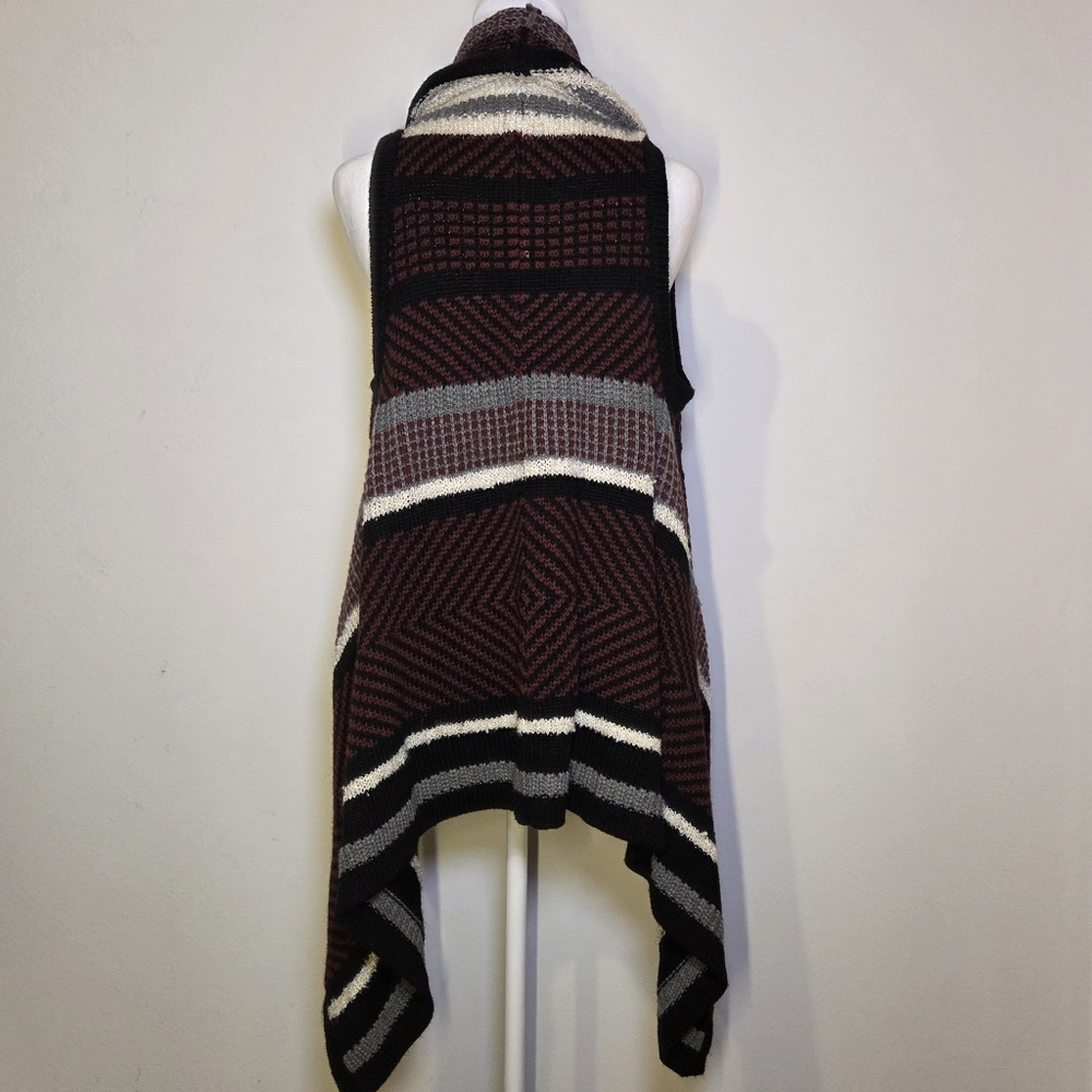 Elegant Multicolor Women's Sweater Vest - Picture 6 of 7